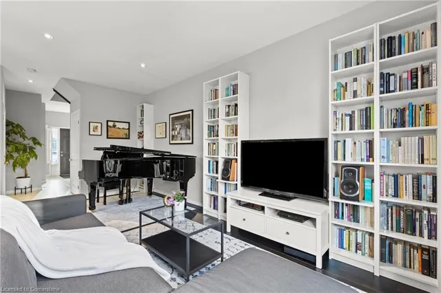 Additional image 13 of 170 Palacebeach Trail Unit 37