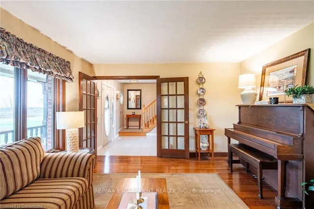 Additional image 7 of 6166 Sinclairville Rd