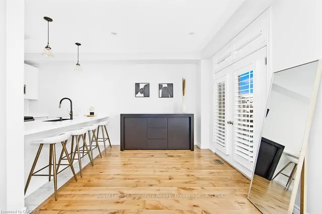 Additional image 8 of 5056 NEW St Unit 21