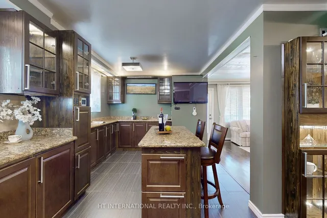 Additional image 8 of 225 Shawnee Circ