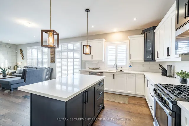 Additional image 9 of 8 CESAR Pl