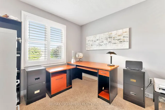 Additional image 22 of 19 Falconridge Dr