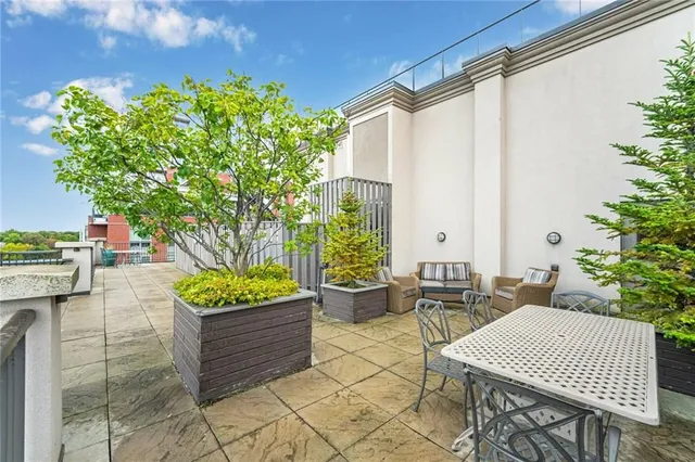 Additional image 33 of 399 ELIZABETH ST St Unit 210