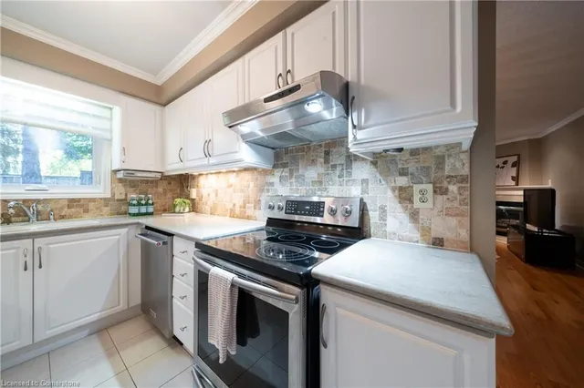 Additional image 8 of 230 Meadowbrook Dr Unit 6