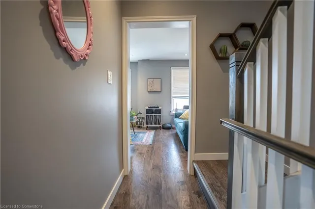 Additional image 36 of 165 Emerald St