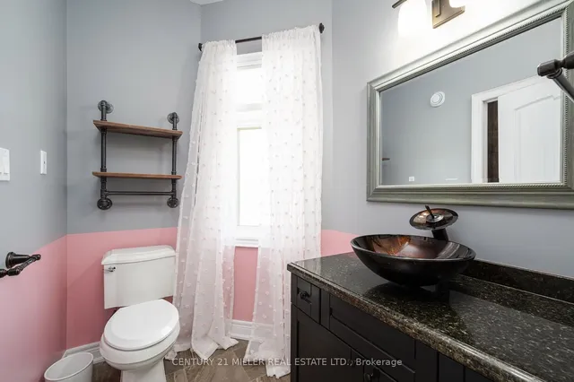 Additional image 24 of 100 Chesswood Tr