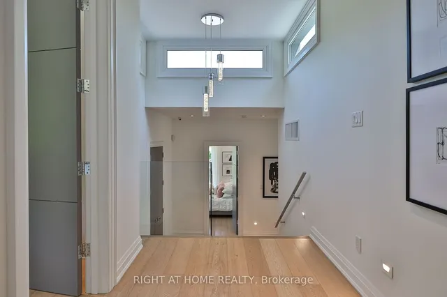 Additional image 14 of 179 Old Yonge St