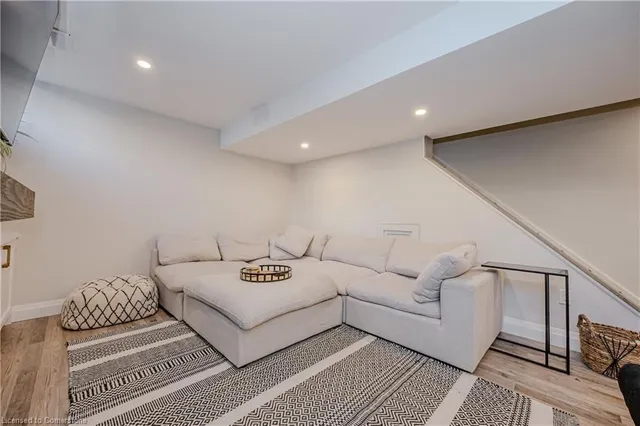 Additional image 33 of 139 Humphrey St