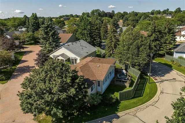 Additional image 25 of 376 Silverbirch Blvd