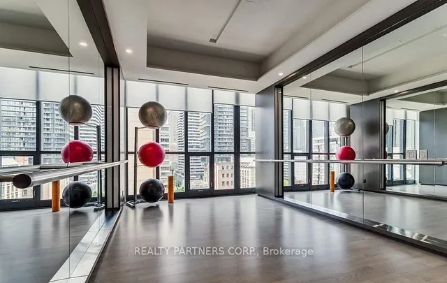 Additional image 11 of 101 Charles St Unit 1207