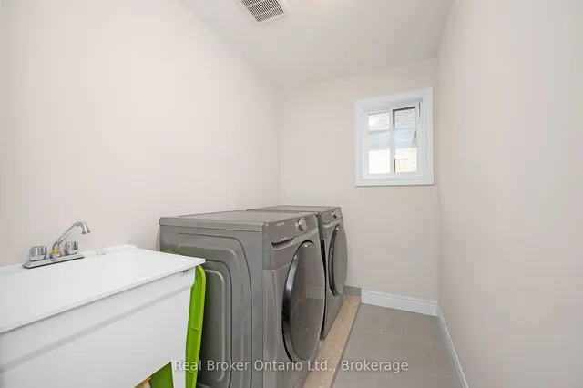 Additional image 25 of 61 Eleanor Ave