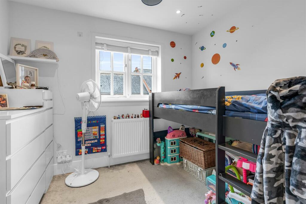 Additional image 13 of Welwyn Hall Gardens, Welwyn