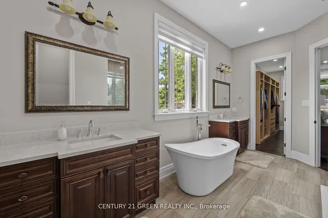 Additional image 24 of 679 Hiawatha Blvd