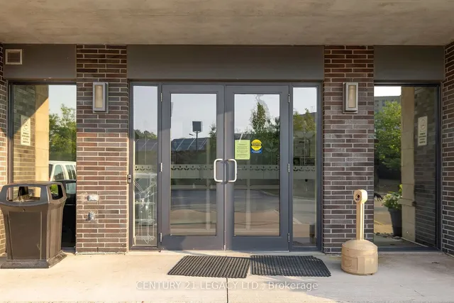 Additional image 4 of 383 Main St Unit 424