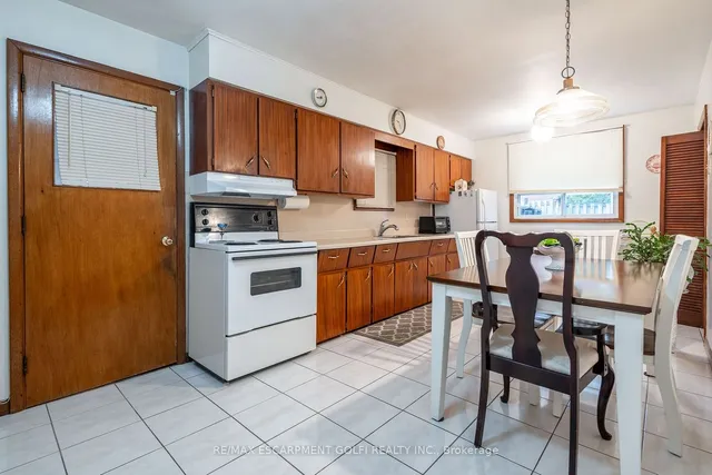 Additional image 13 of 261 Jackson St