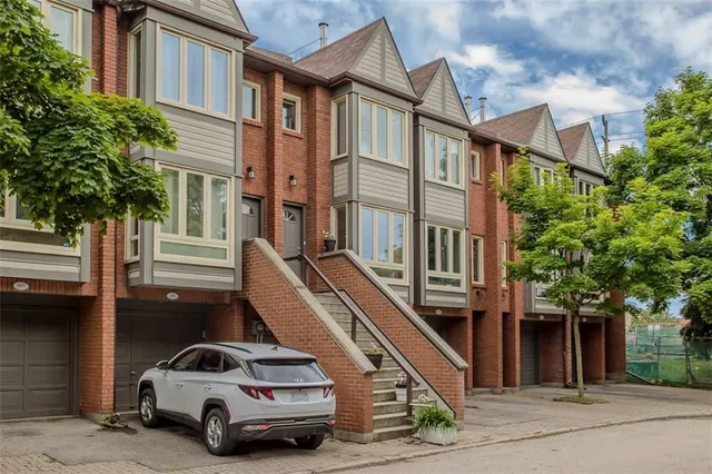 Additional image 4 of 895 MAPLE Ave Unit 605