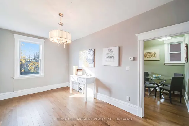 Additional image 6 of 21 Sunset Ave