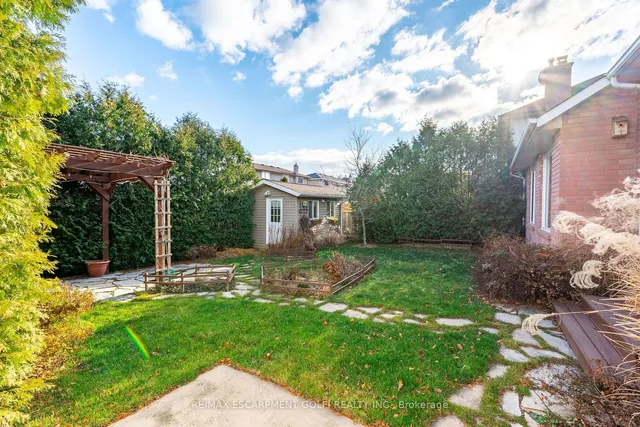 Additional image 36 of 54 Goldcrest Dr