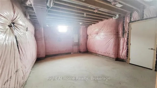 Additional image 24 of 466 HUMPHREY St