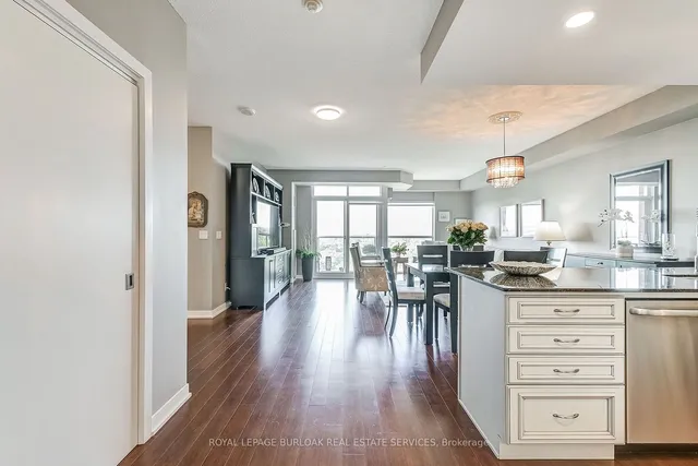 Additional image 5 of 551 Maple Ave Unit 1202