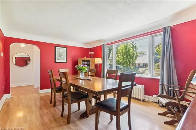 Additional image 14 of 2076 Churchill Ave