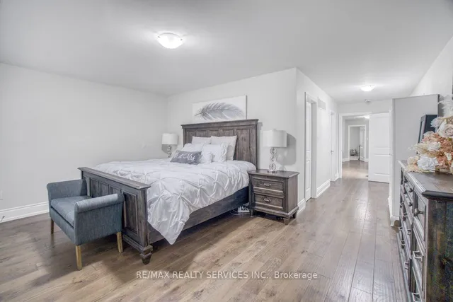 Additional image 22 of 958 Beach Blvd