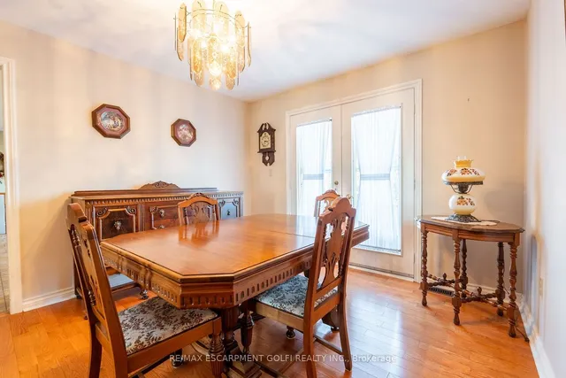 Additional image 7 of 8560 Leeming Rd