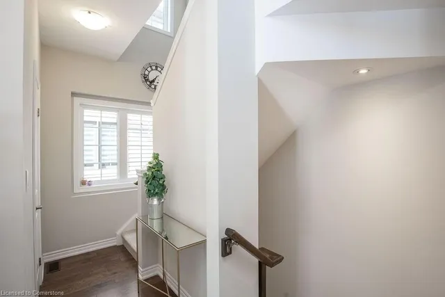 Additional image 23 of 377 Glancaster Rd Unit 57