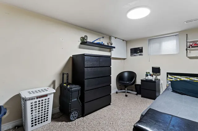 Additional image 27 of 18 Irving Pl