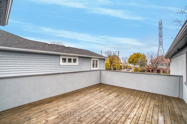 Additional image 32 of 958 Beach Blvd