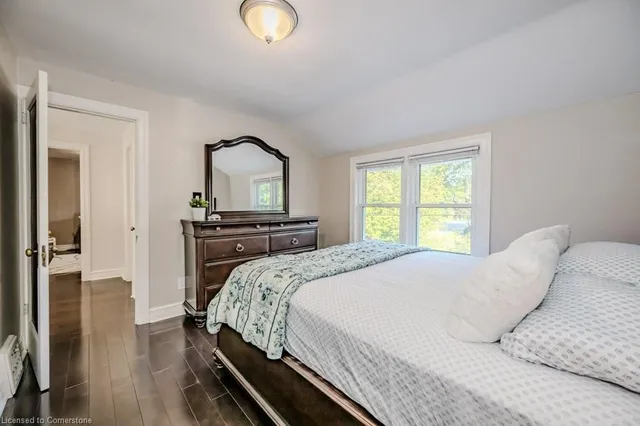 Additional image 32 of 2 Chedoke Ave