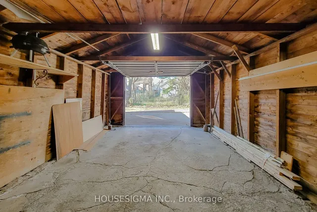 Additional image 35 of 185 East Ave