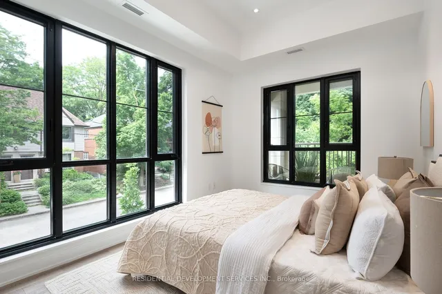 Additional image 16 of 1 Strathgowan Ave Unit 104