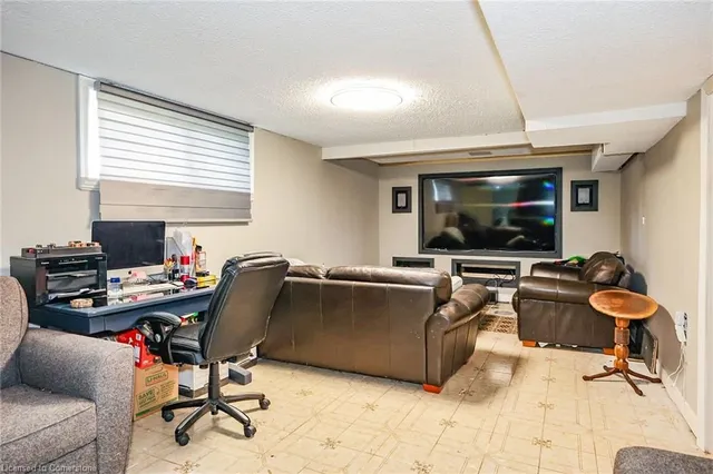 Additional image 20 of 171 Britannia Ave