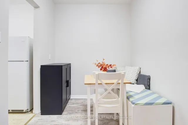 Additional image 18 of 57 Mericourt Rd Unit 201