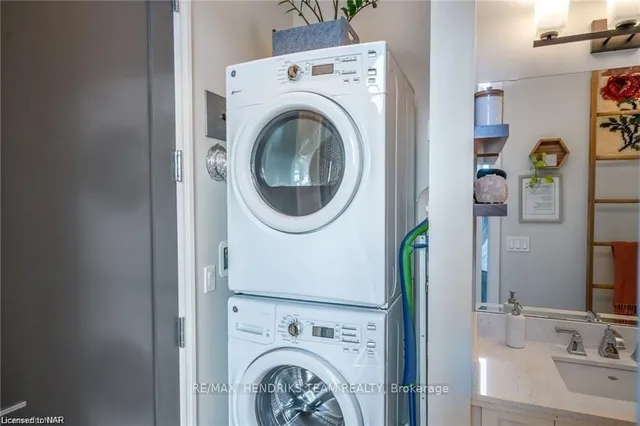 Additional image 28 of 112 KING St Unit LPH10