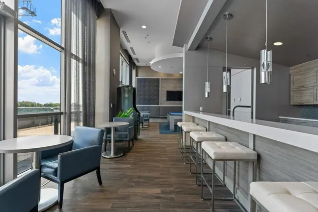 Additional image 36 of 2087 FAIRVIEW St Unit 1304