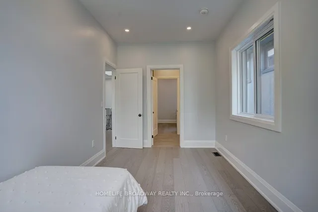 Additional image 24 of 75 Holmstead Ave