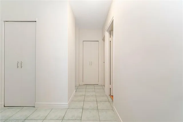 Additional image 38 of 81 Charlton St Unit 101