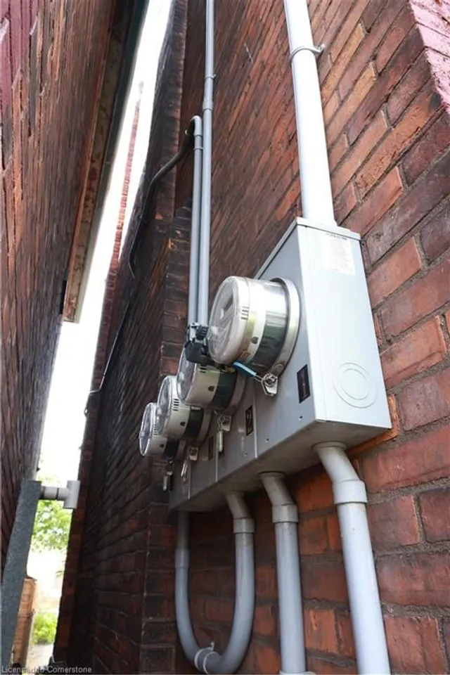 Additional image 3 of 163 Emerald St