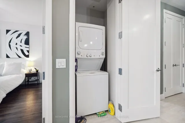 Additional image 24 of 118 King St Unit 313