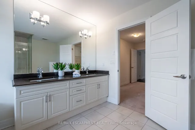 Additional image 26 of 31 Forest Ridge Ave