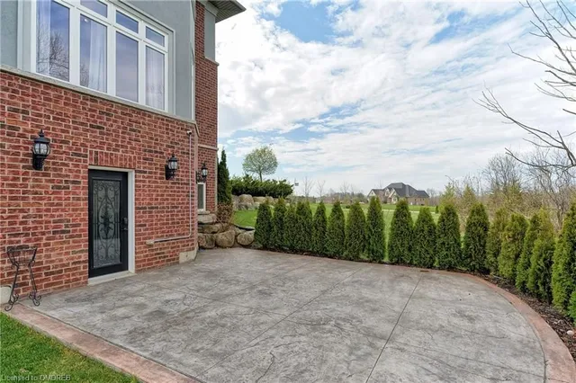 Additional image 46 of 100 Chesswood Trail