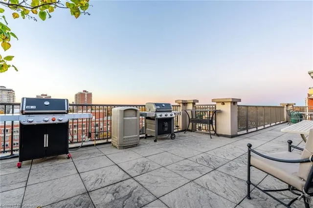 Additional image 31 of 399 Elizabeth St Unit 611