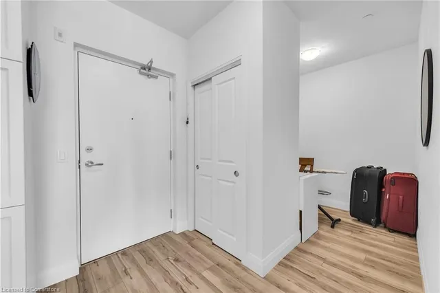 Additional image 37 of 1 Redfern Ave Unit 403