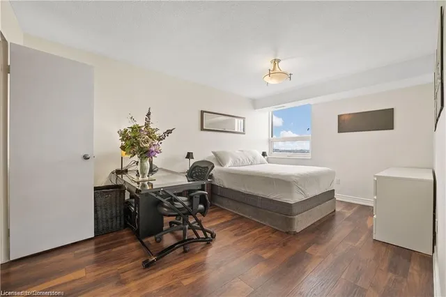 Additional image 28 of 500 Green Rd Unit 1414