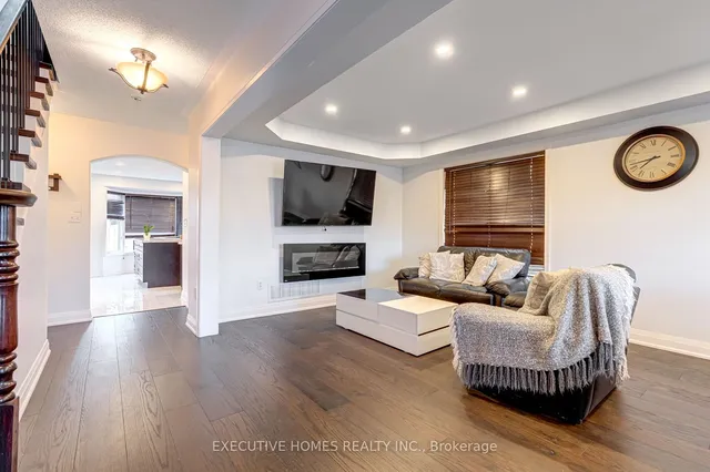 Additional image 4 of 830 Fourth Line