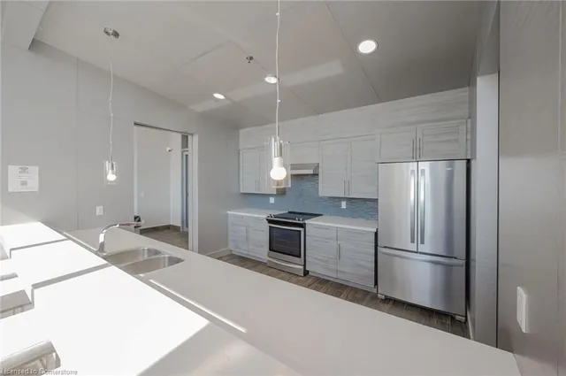 Additional image 26 of 2087 Fairview St Unit 1805