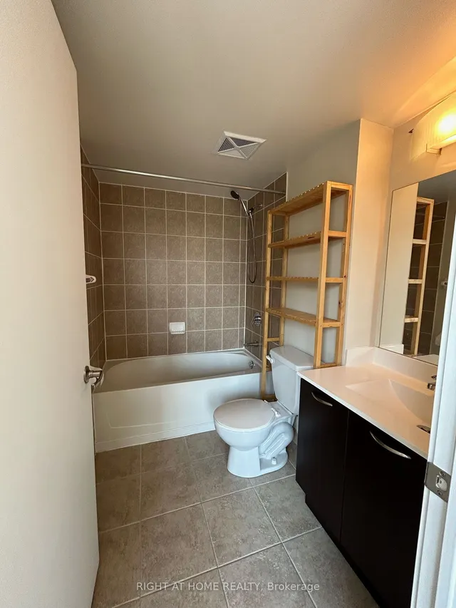 Additional image 15 of 38 Joe Shuster Way Unit 318