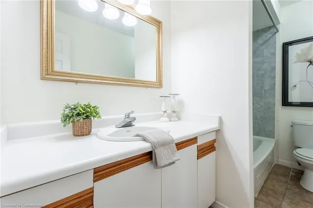 Additional image 30 of 54 Goldcrest Dr